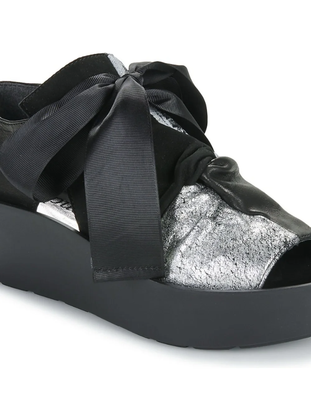 NIB! Papucei KIMK platform sandal in black and silver with big bow. Gorgeous!